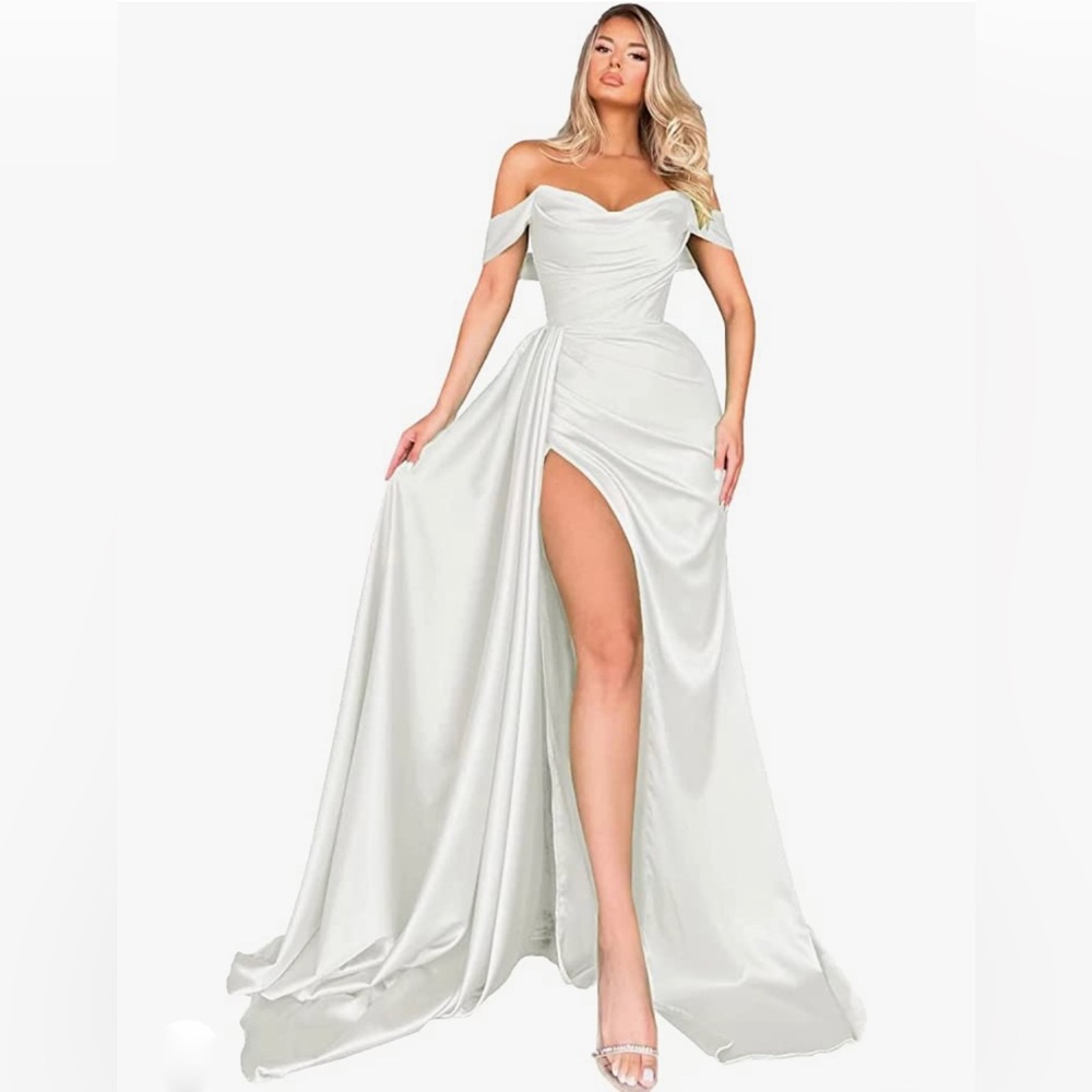 NWT IVORY WEDDING PROM DRESS